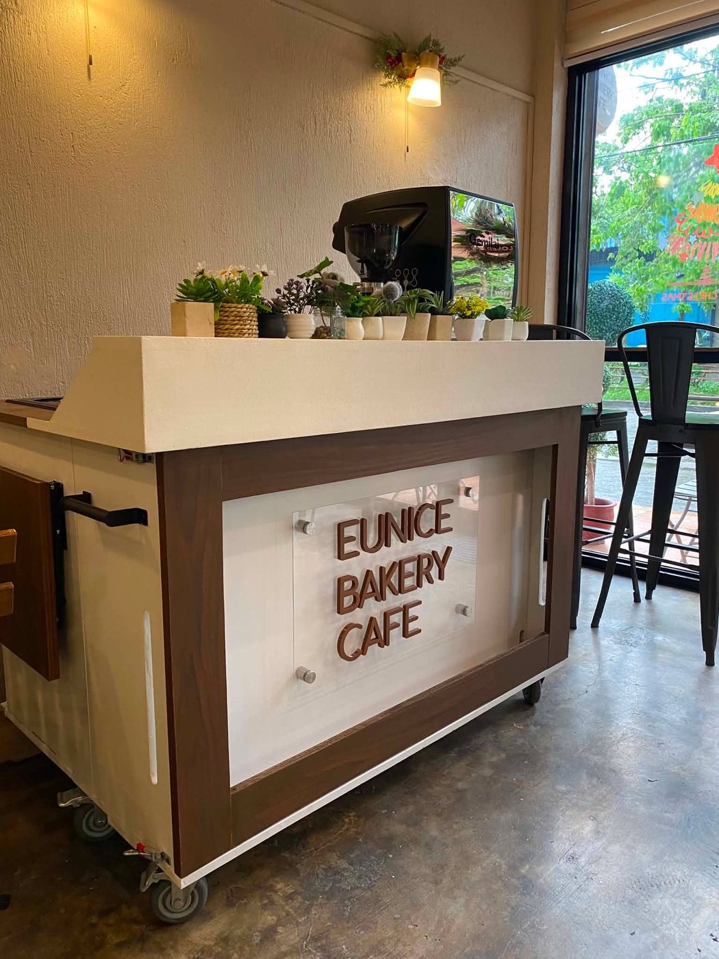The Eunice coffee cart